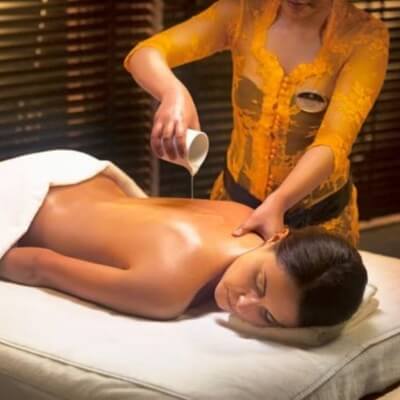 Vantaggi e Privilegi -MSC Yacht Club